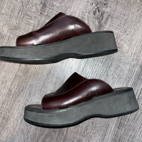 Simple Brand Sandals - Picture 4 of 4